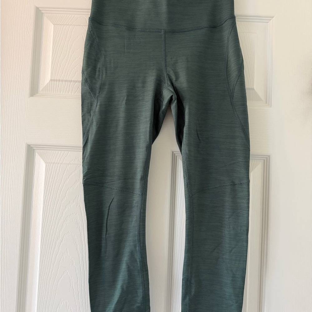 Outdoor Voices Black and Gray Leggings